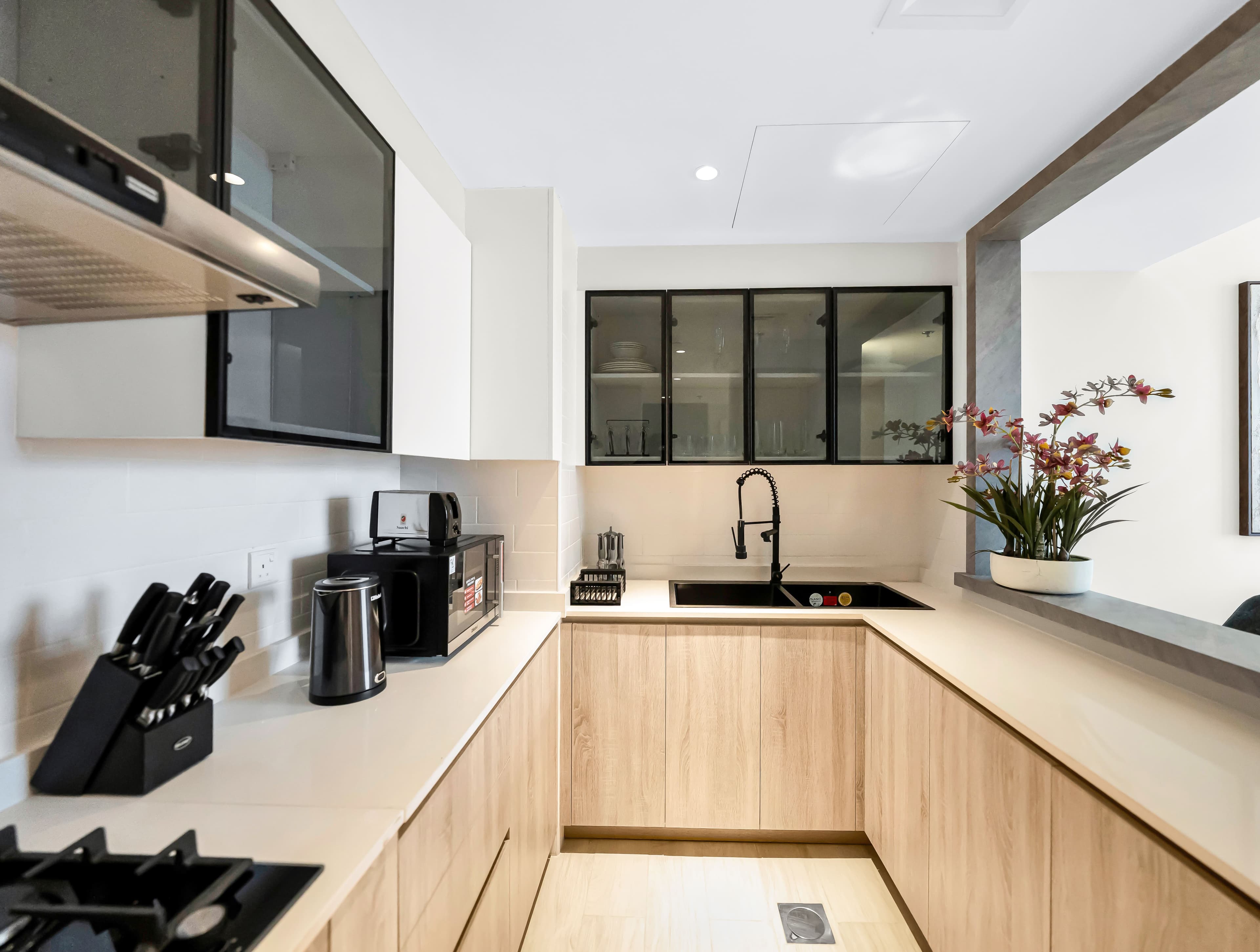 Burj Khalifa and Canal views | 3 Bedroom premium Apartment | Fully Furnished - Thumbnail 26