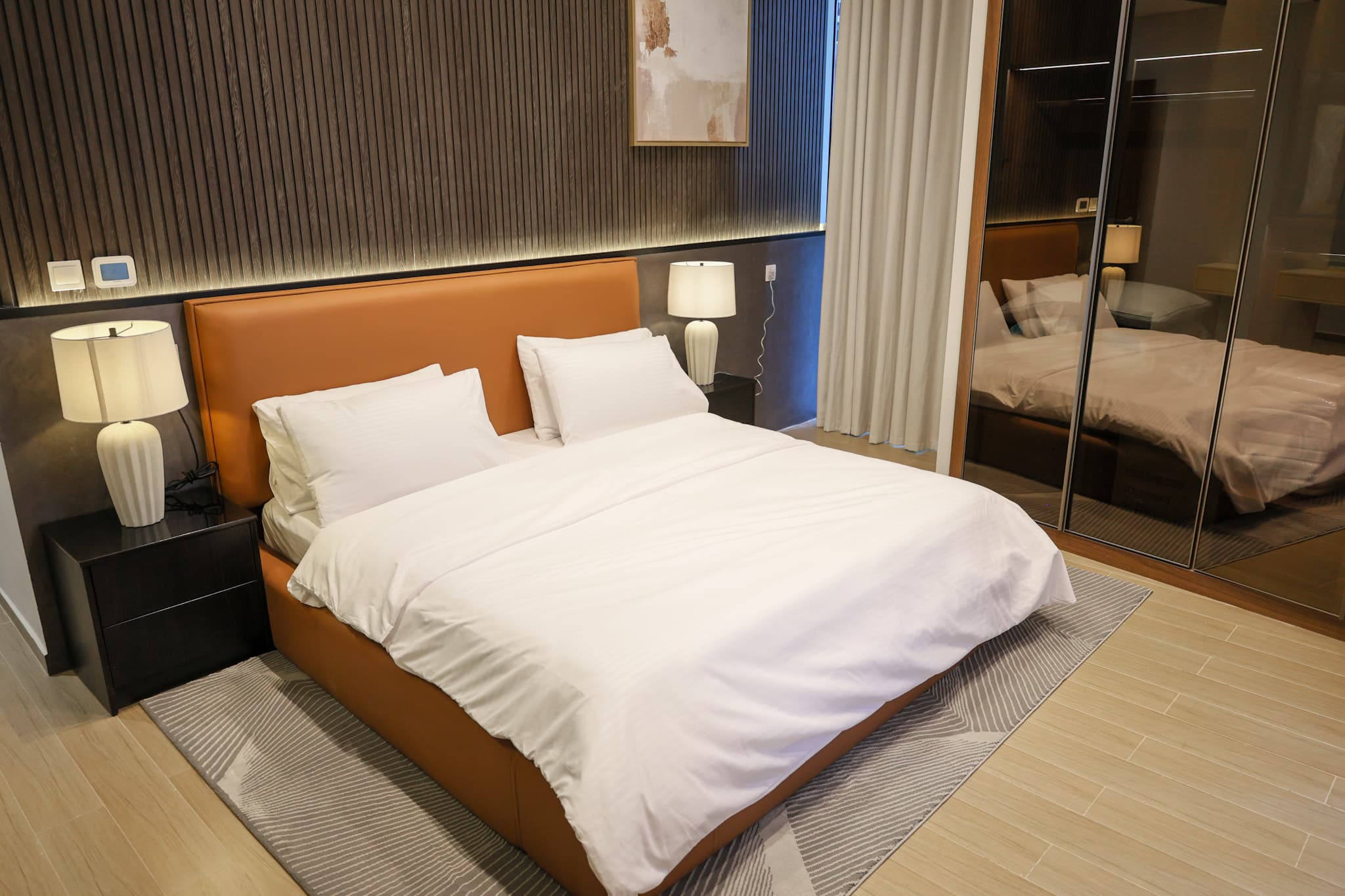 Elegant Downtown | 3 bedrooms Apartment | Fully Furnished | Dual Balcony - Thumbnail 8