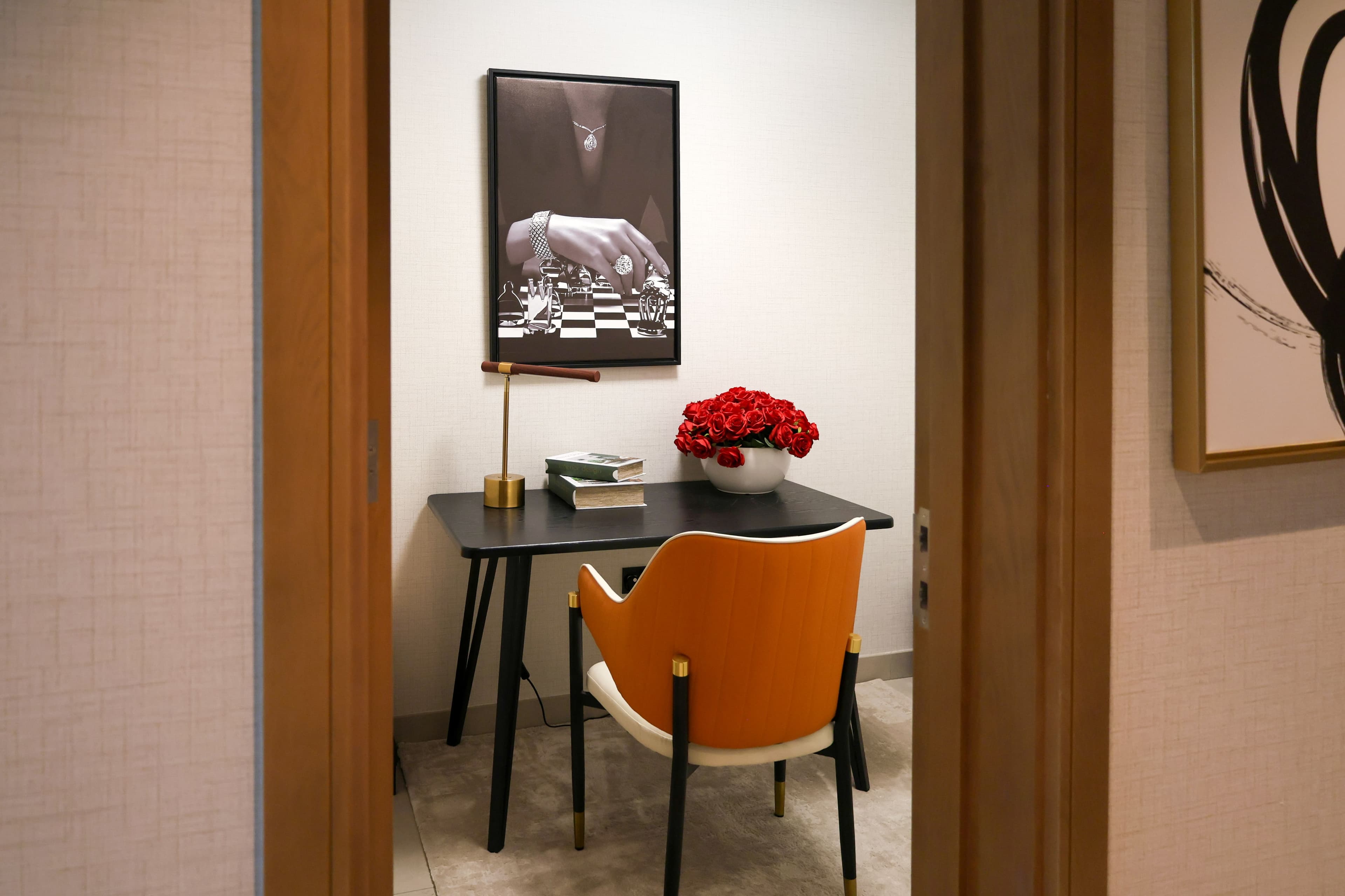 Sobha Hartland - Waves - Thumbnail 9