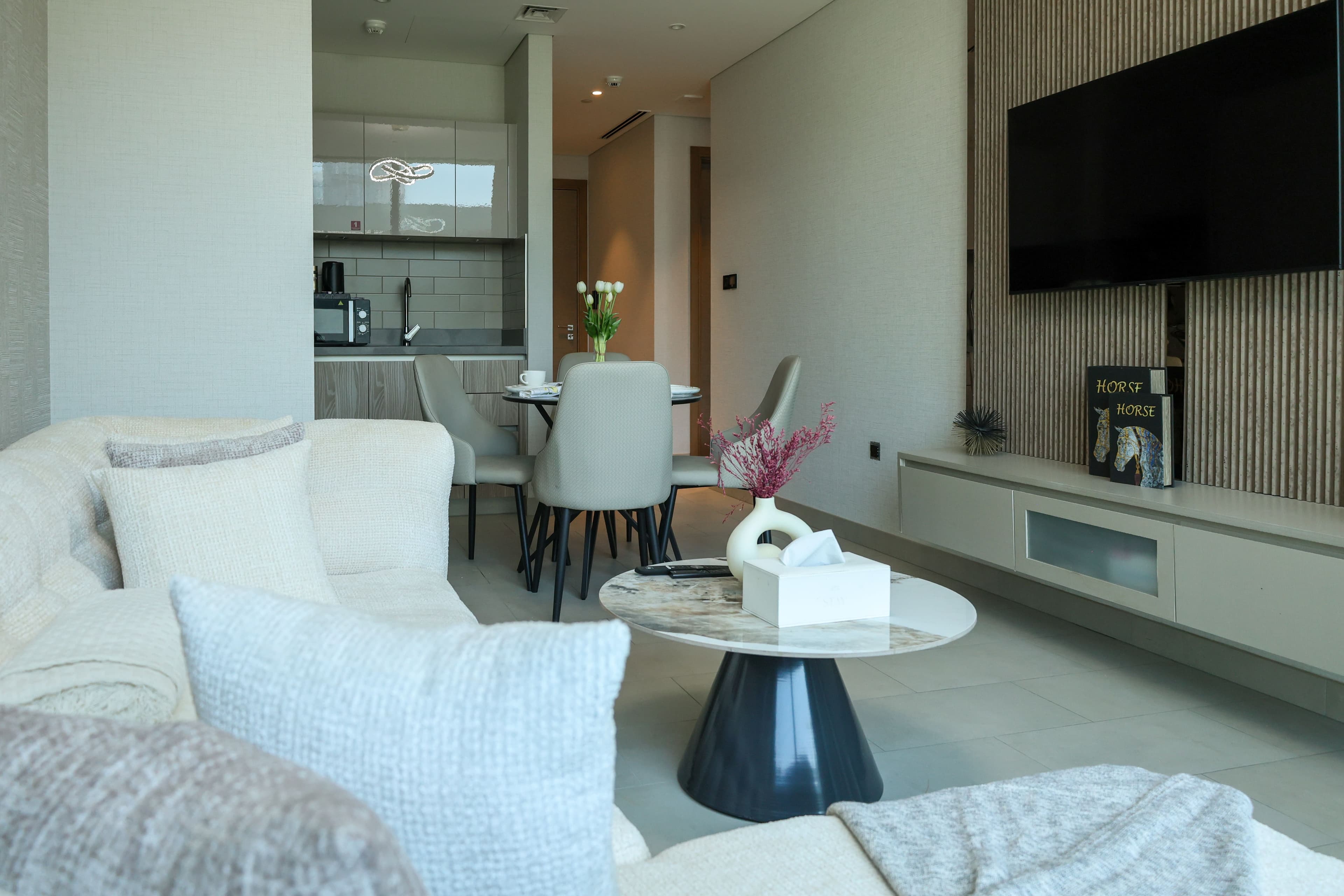 Sobha Hartland - Waves - Thumbnail 13