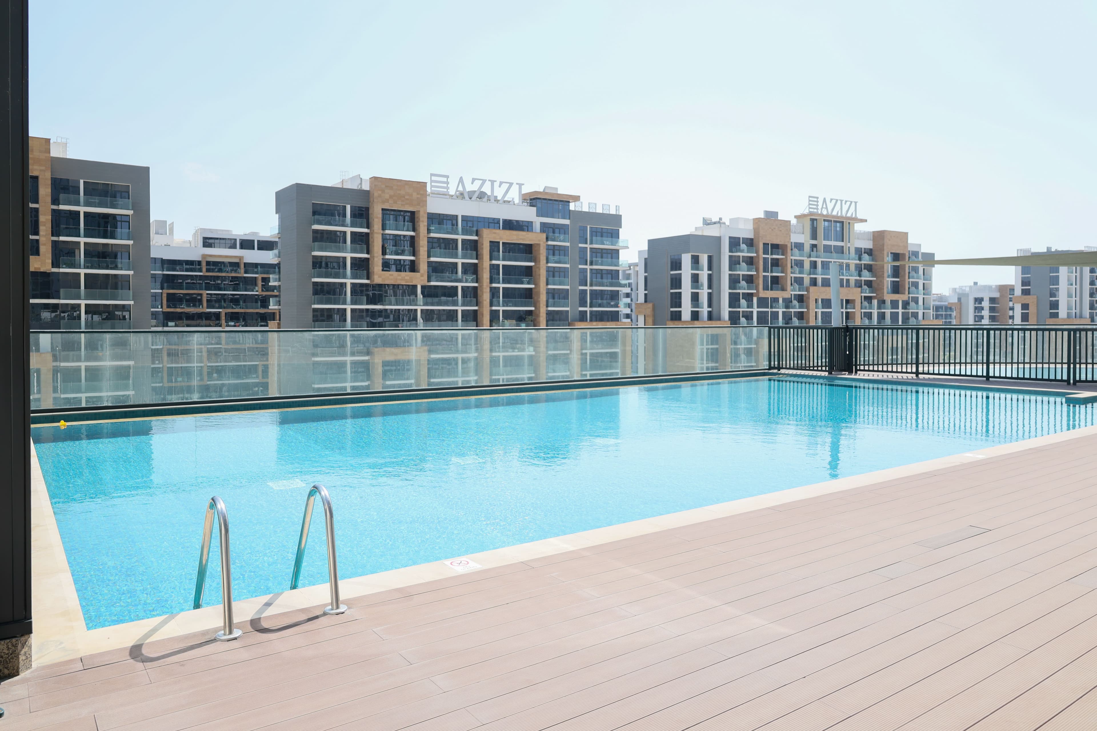 Sobha Hartland - Waves - Thumbnail 3